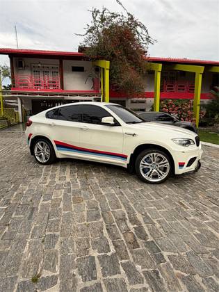 BMW X6 4.4 M SPORT 4X4 COUPÉ V8 32V BI-TURBO GASOLINA 4P AUTOMÁTICO